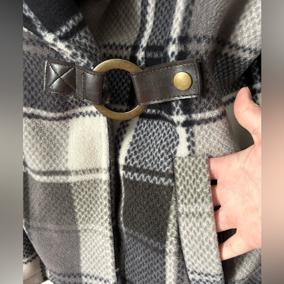 Valerie Bertinelli fleece shacket Size Large - Picture 2 of 8